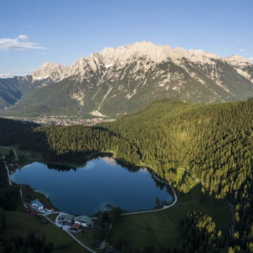 BlickLauterseeMittenwaldKarwendel